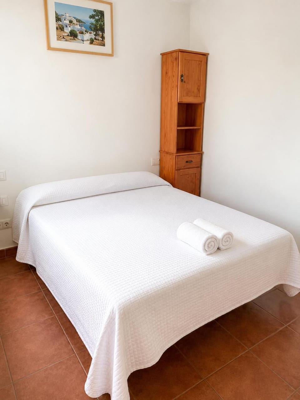 Apartamento con terraza en Residencial Al-Andalus Cerca de Playa La Barrosa Apartment in Chiclana de la Frontera