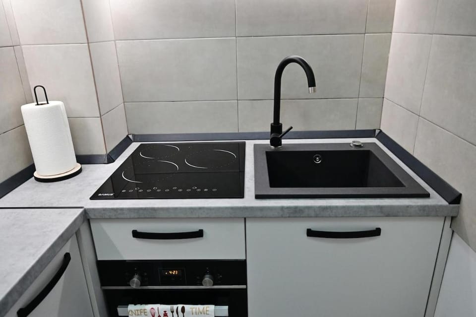 FLH - Golden by Emil near Shopping City Apartment in Sibiu