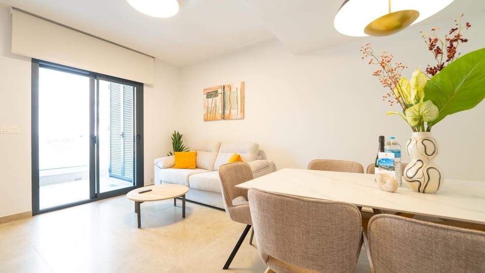 Balcony/Terrace, Living room, Seating area, Dining area