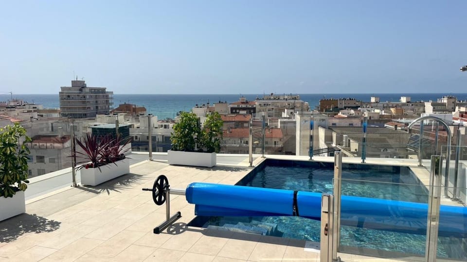 Pool view, Sea view, Swimming pool