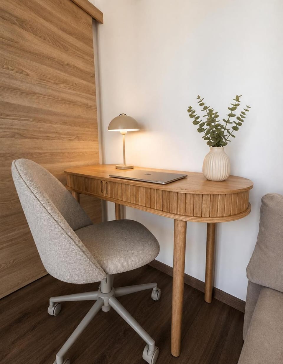 Azur Luxury Apartment - Private Garage - Steps from the Beach Apartment in Varna
