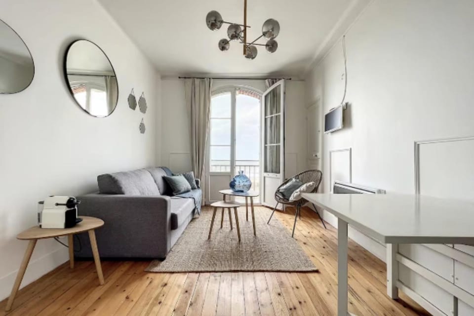 Apartment with sea view and balcony in Houlgate Apartment in Houlgate