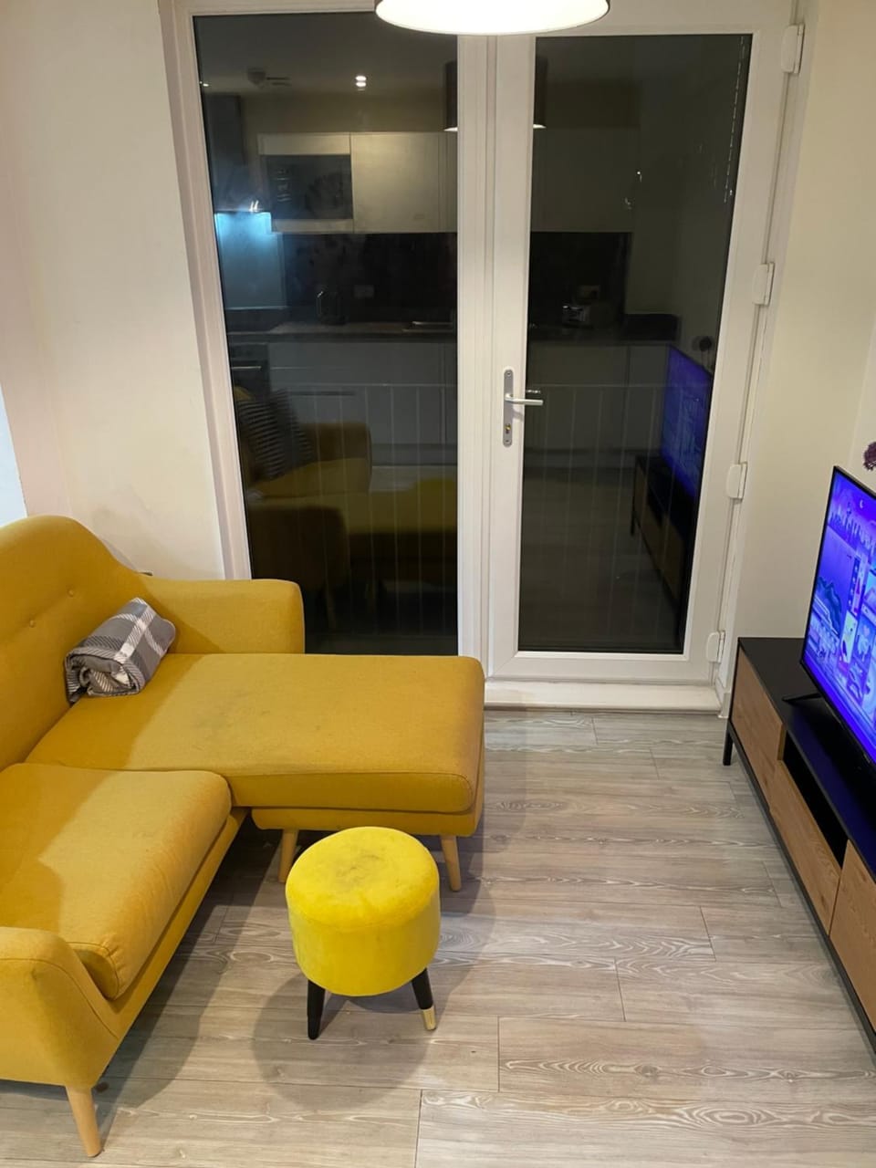 City Centre access - Stunning 2 Bed Retreat Apartment in Salford