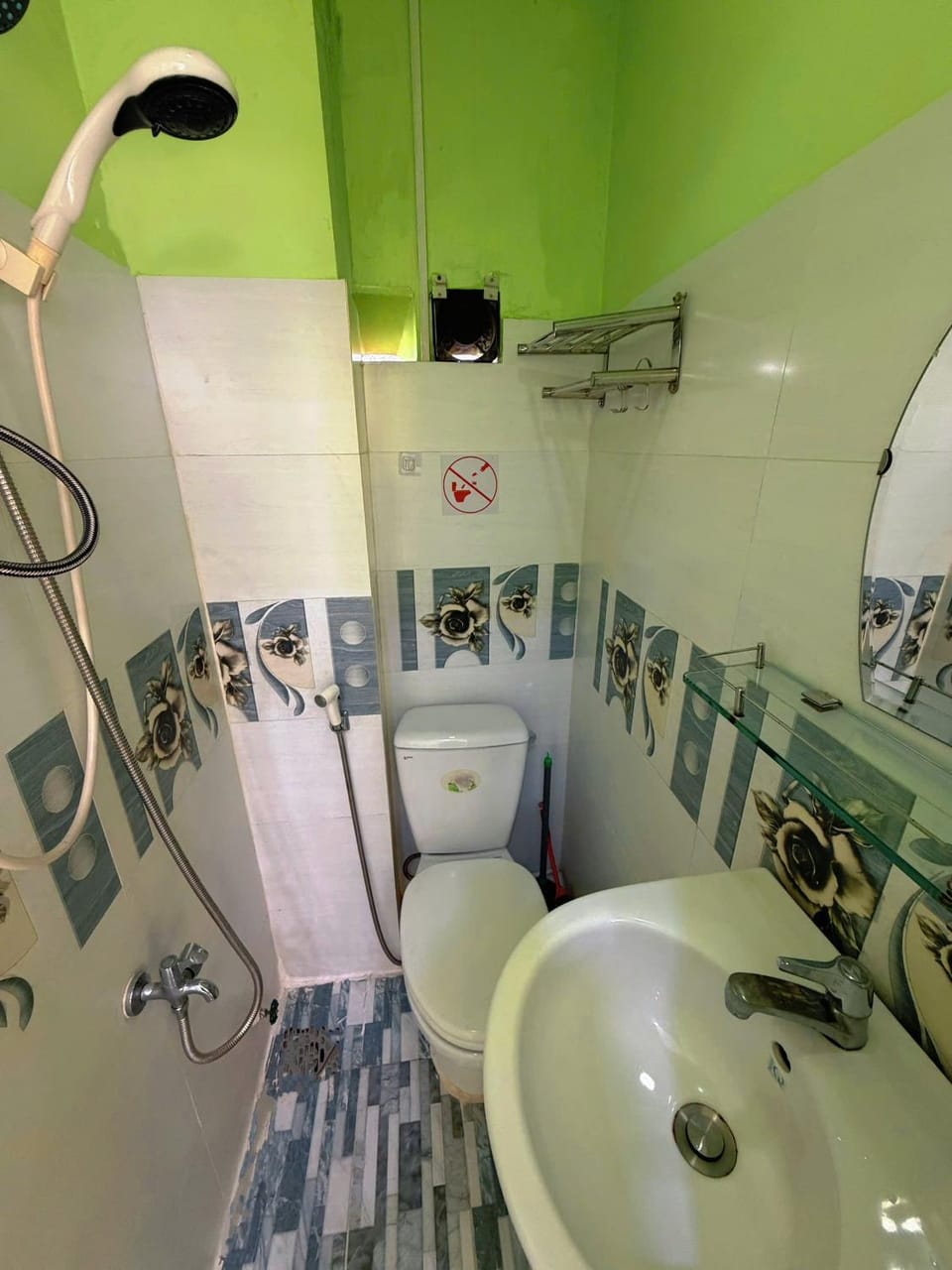 Shower, Toilet, Bathroom