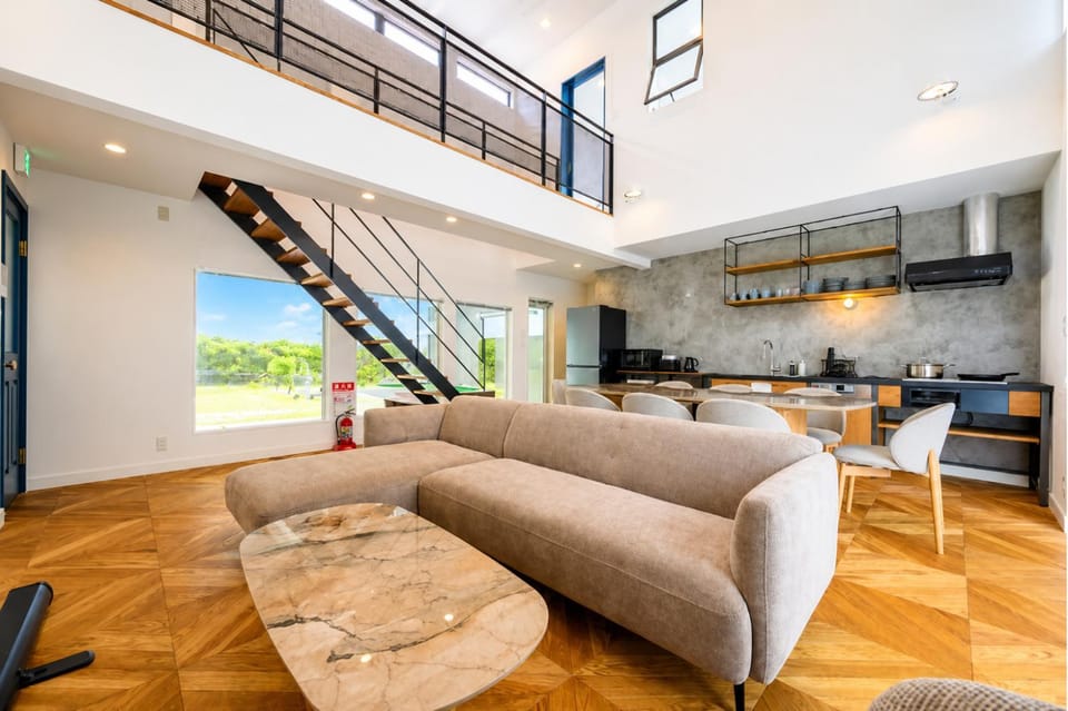 Kitchen or kitchenette, Living room, Dining area