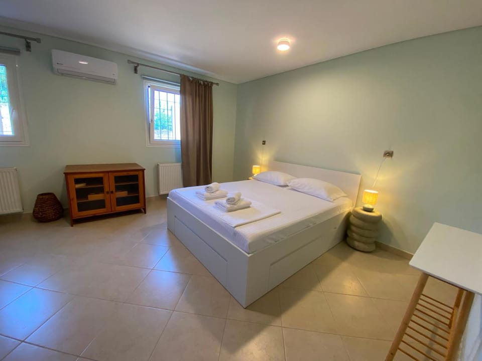 Steps to the Sea Apartment in Decentralized Administration of Macedonia and Thrace