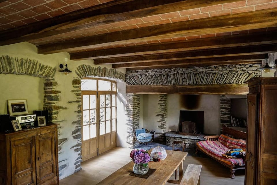 Gîte de Bourret House in Occitanie