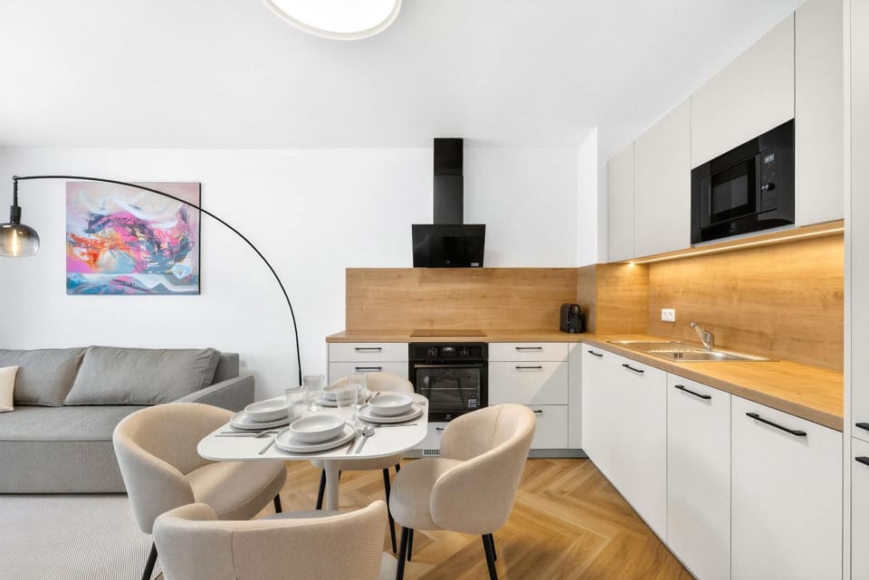 Kitchen or kitchenette, Living room, Seating area, Dining area, dishwasher, oven