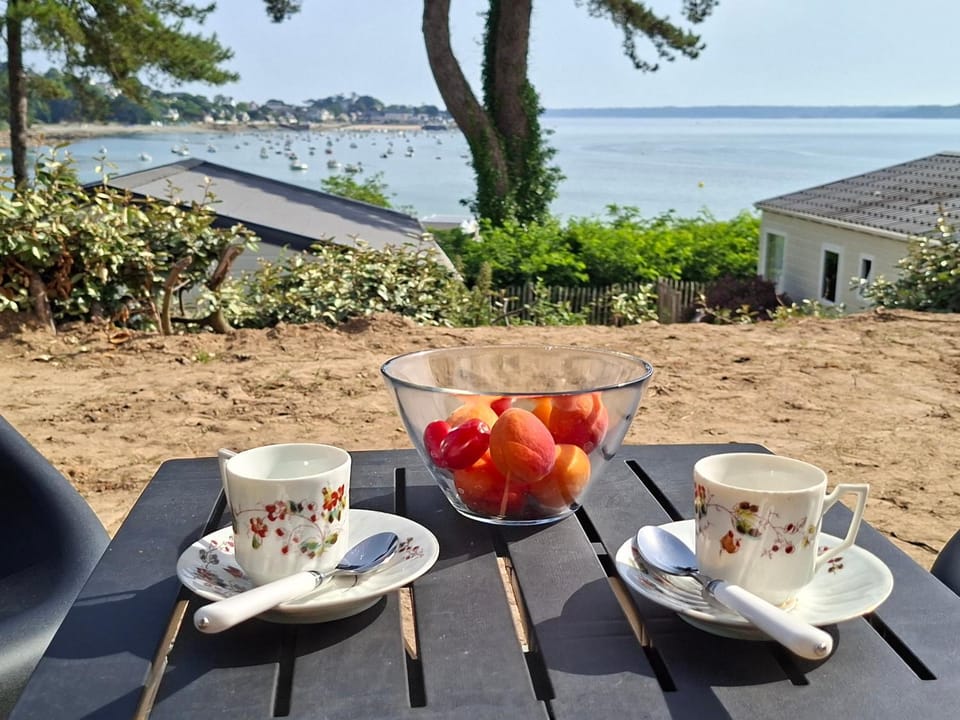 Patio, Sea view
