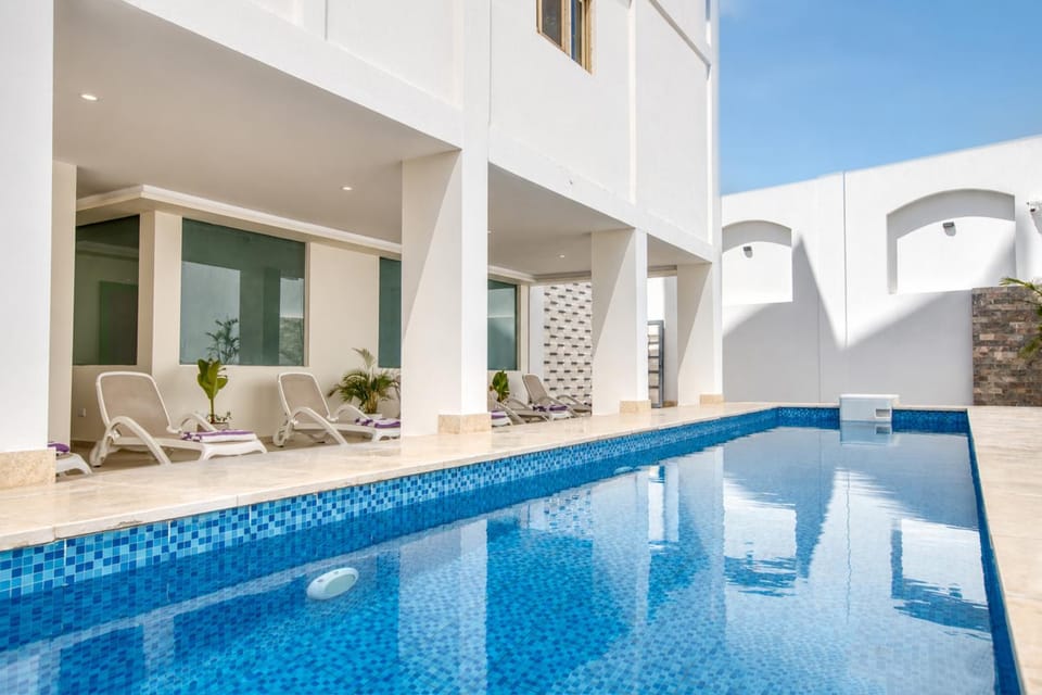 Swimming pool