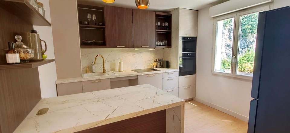 Apartment with terrace and private parking Apartment in Saint-Raphael