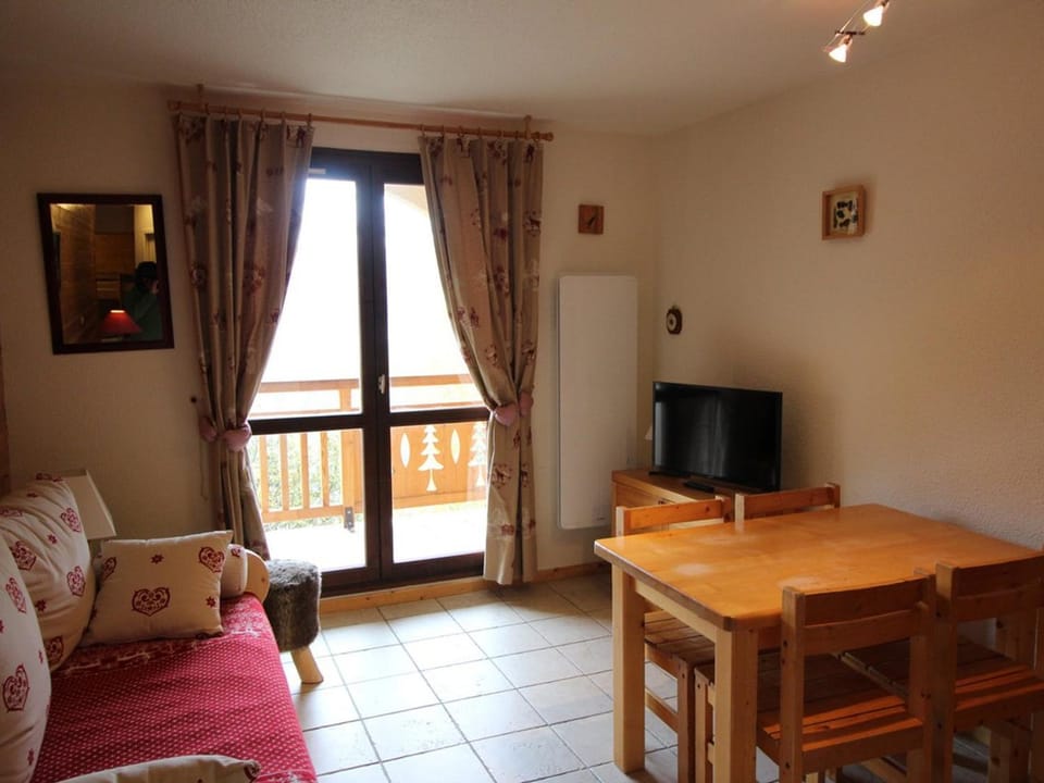 Appartement 6 couchages, rénové, à 400m des pistes, parking gratuit - FR-1-297-48 Apartment in Auris