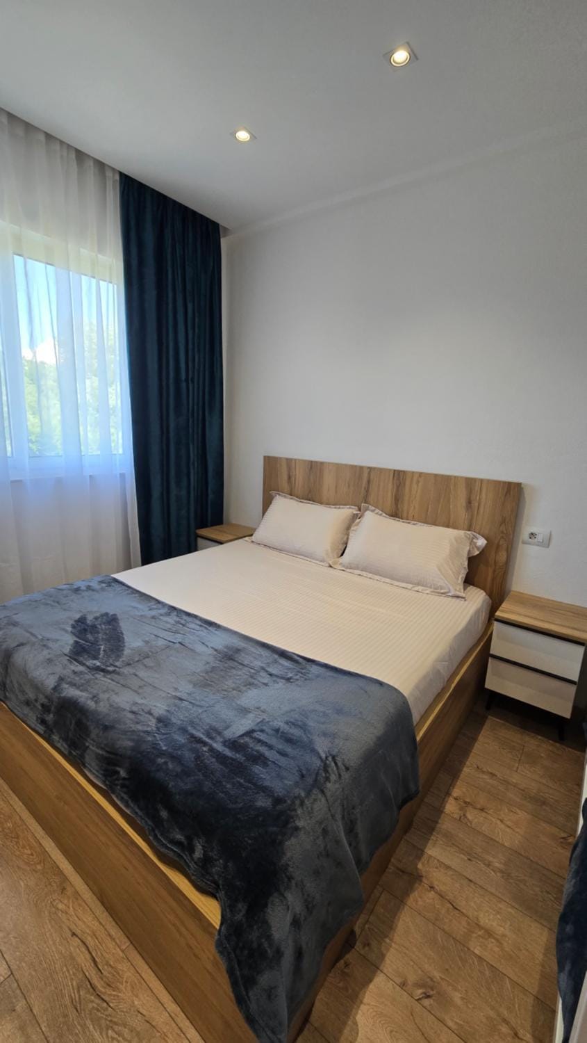 Bedroom, Family