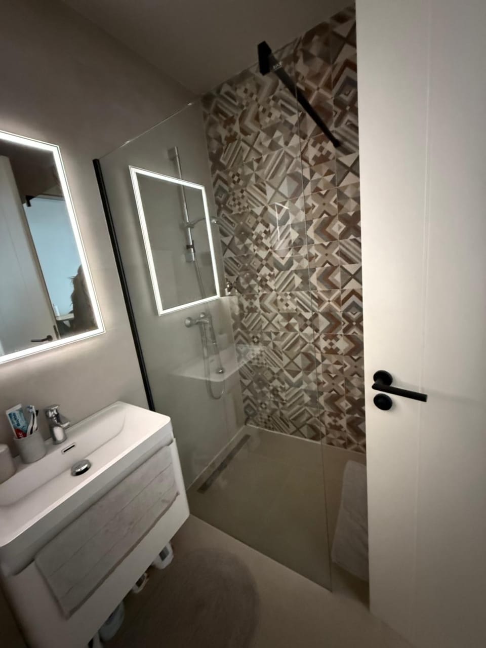 Shower, Bathroom
