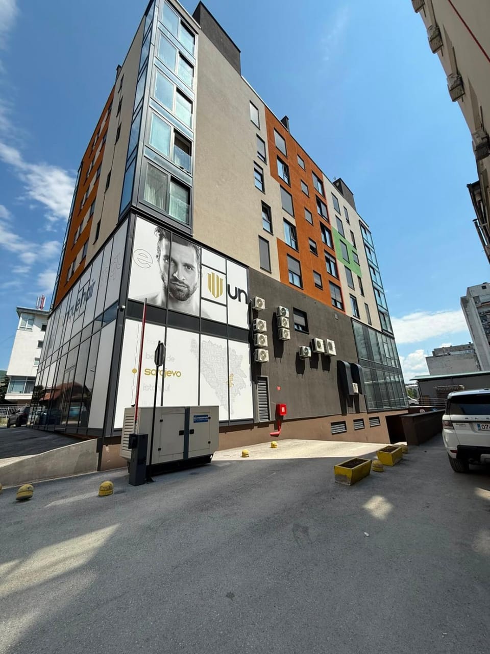 Property building, Street view, Location