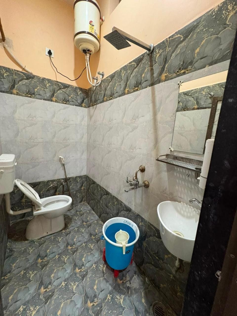 Saryu Homestay Near Ram Janam Bhumi Vacation rental in Uttar Pradesh