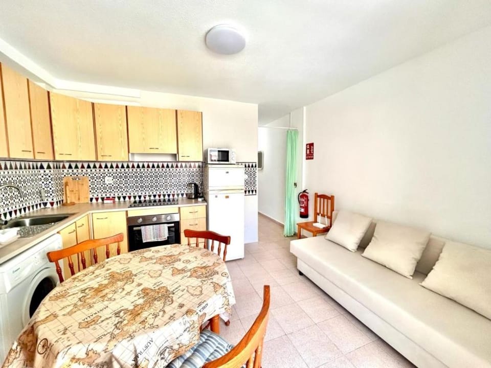 Communal lounge/ TV room, Lounge or bar