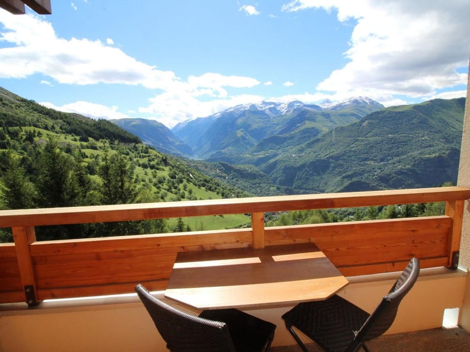 Appartement cosy 2 pièces cabine, 4 pers, à 400m des pistes, parking inclus - FR-1-297-58 Cabin in Auris