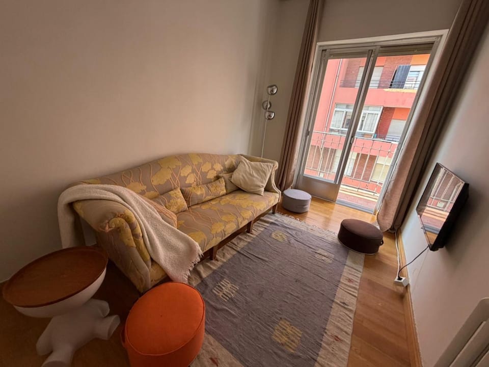 Tranquila Habitación individual Bed and Breakfast in León