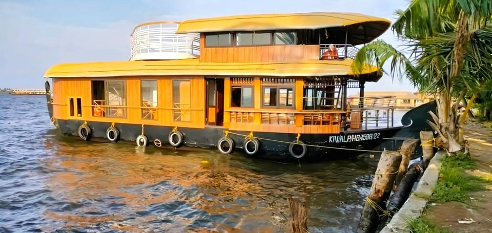 Navora Houseboats Docked boat in Alappuzha