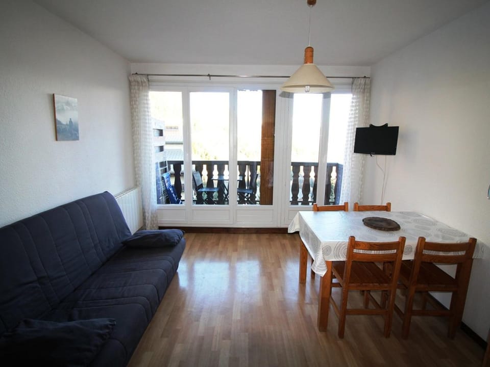 Studio cabine 4 pers au pied des pistes avec parking – Auris en Oisans - FR-1-297-62 Cabin in Auris