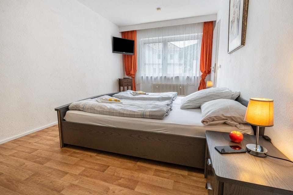 Living room, Bedroom