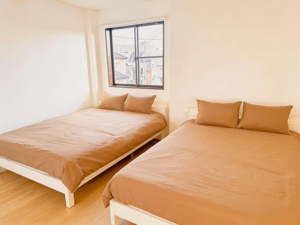 Shin-Koiwa Entire House for 22 Direct to Shinjuku Apartment in Japan