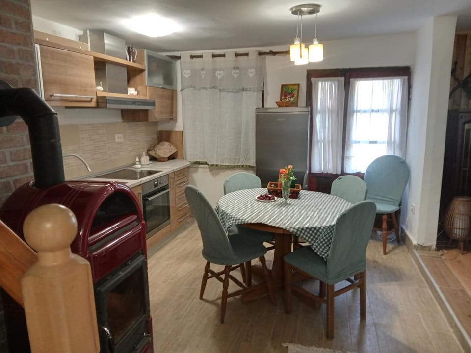 Kuća za odmor Urša Chalet in Primorje-Gorski Kotar County