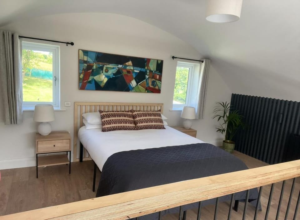 Luxury Barn Conversion with King Bed near Westport House in County Mayo