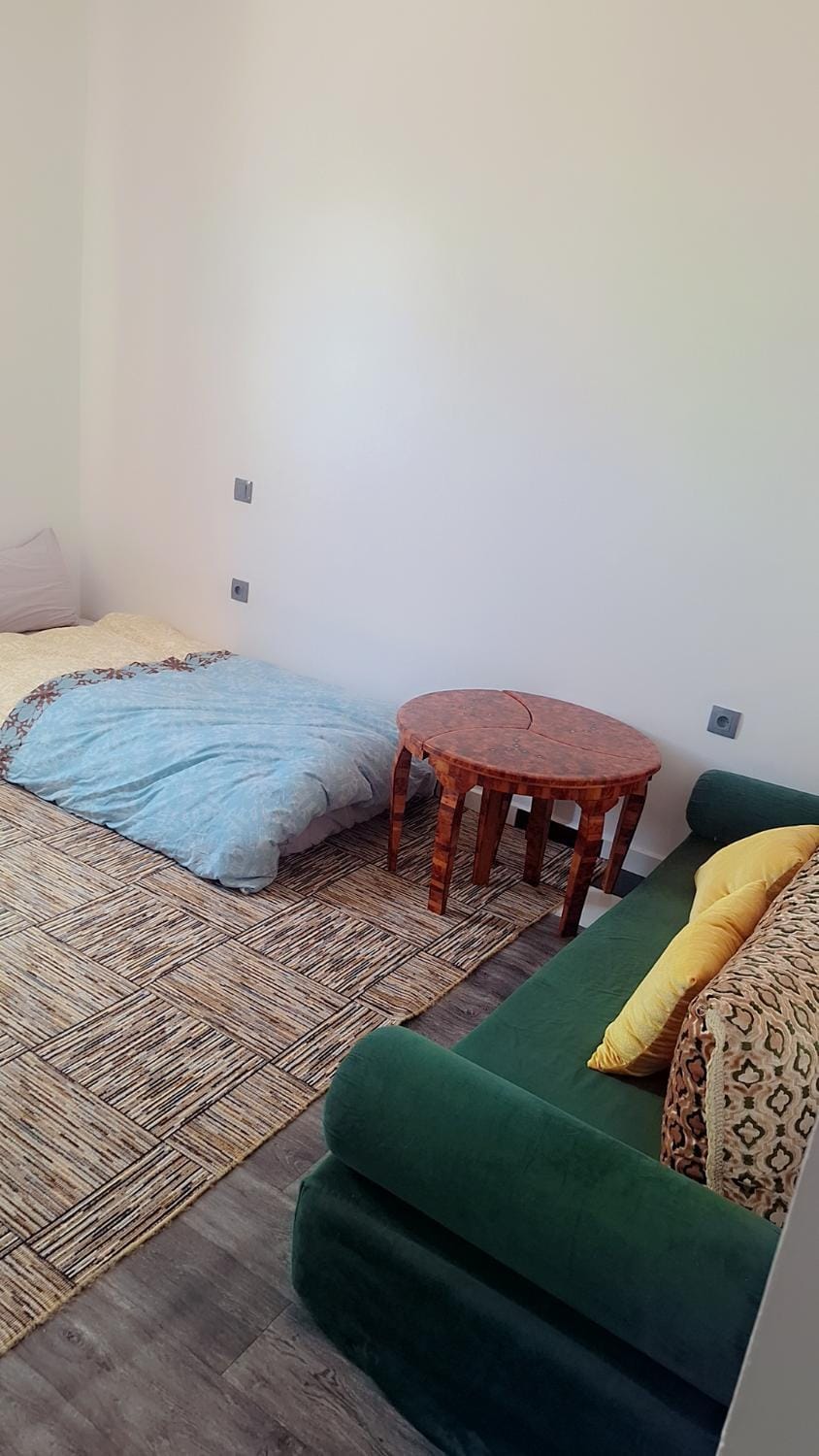 Seating area, Bedroom