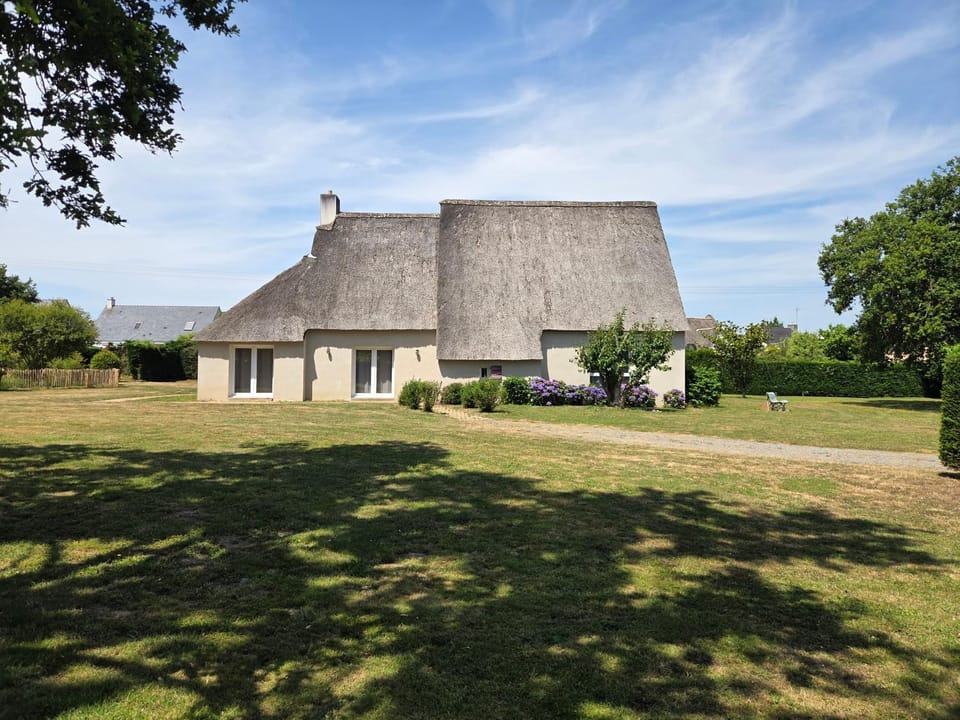 Facade/entrance, Garden, Garden view