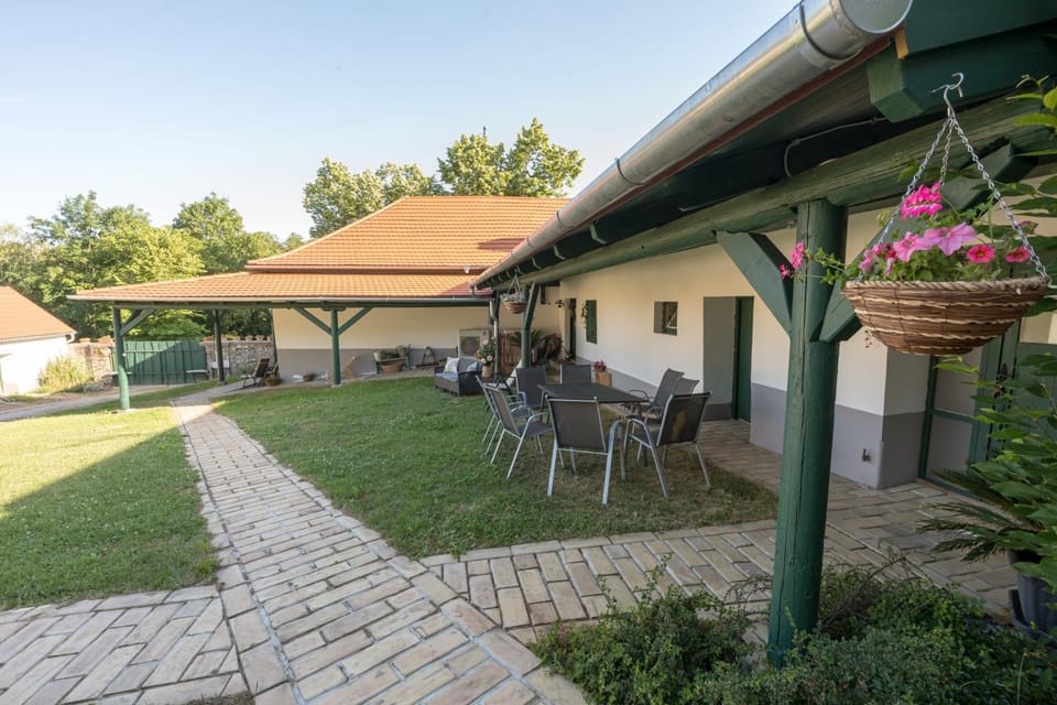 Property building, Garden
