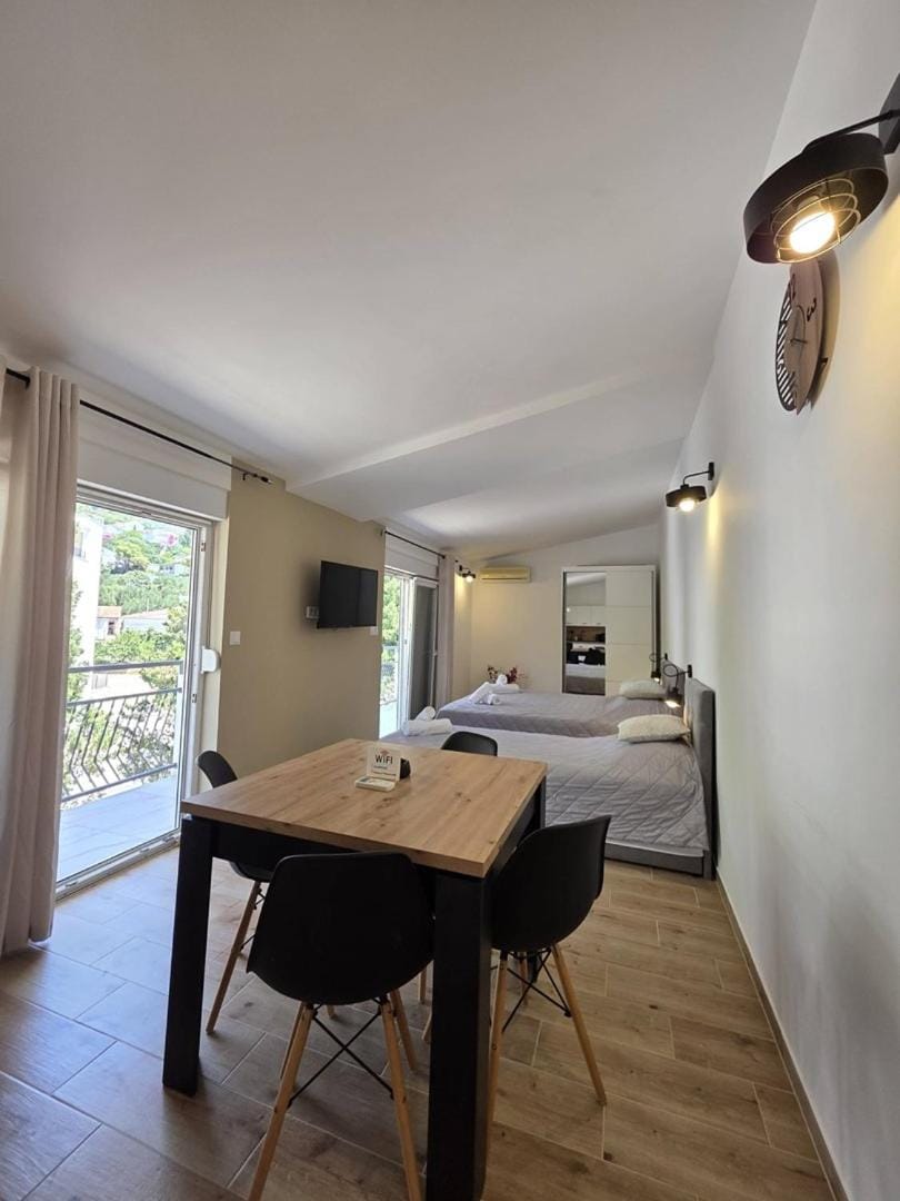 Apartments Sunce Bed and Breakfast in Dubrovnik-Neretva County