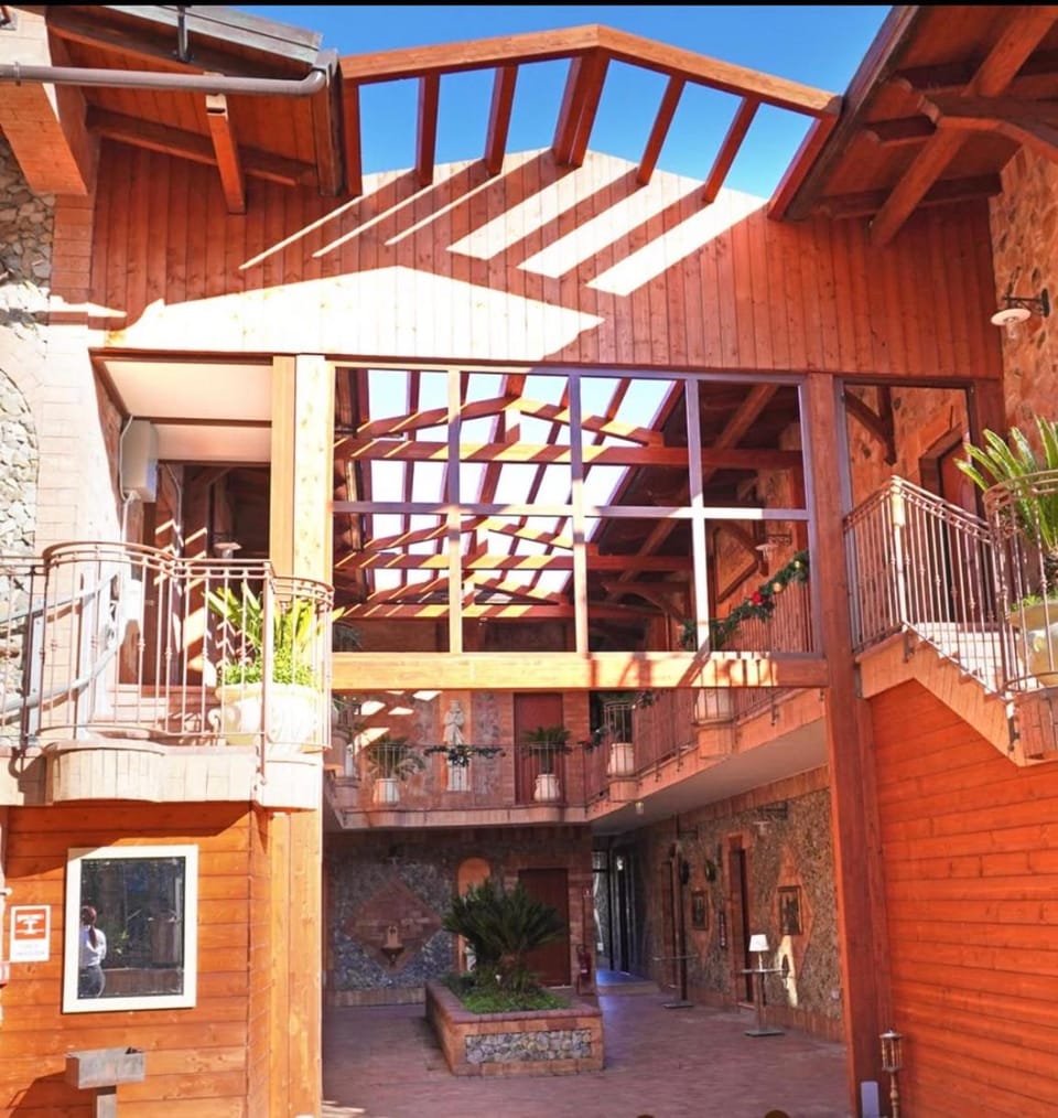 Le Parisien Hotel in Campania