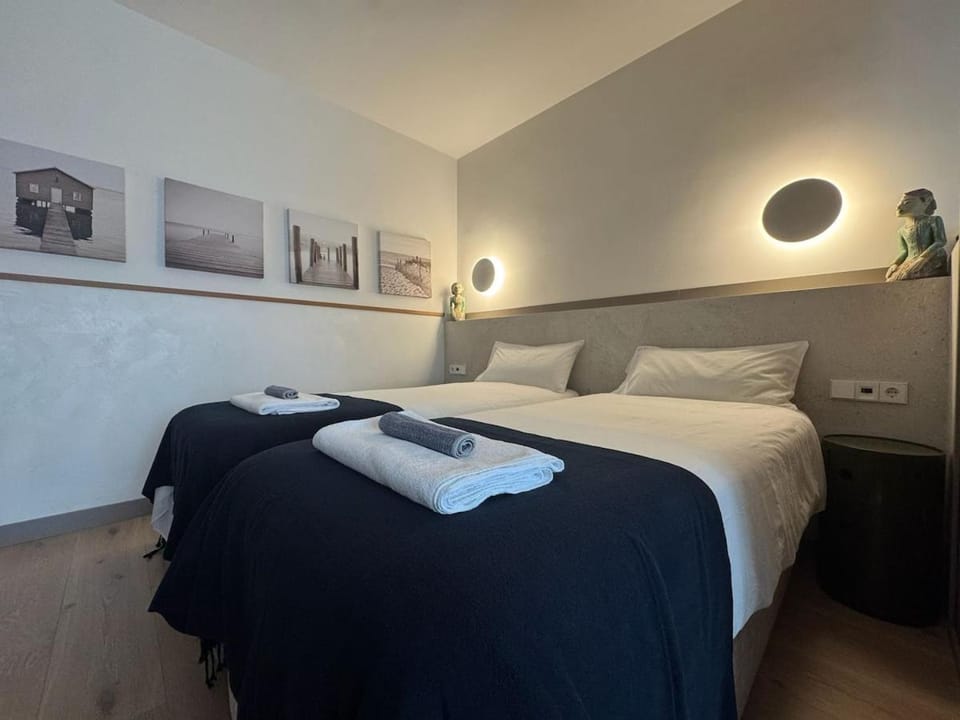 Perla Occidental Banús Private suites Apartment in Marbella