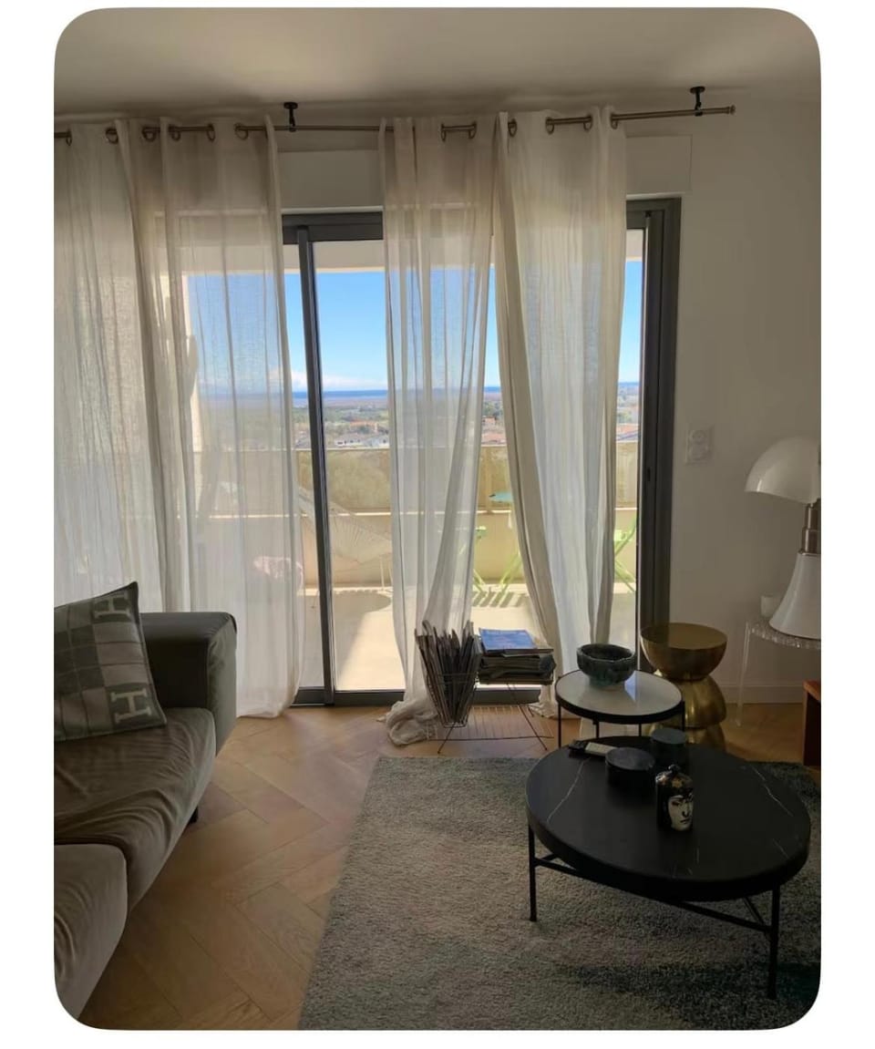 Chambre privative dans appartement de standing Vacation rental in Corsica