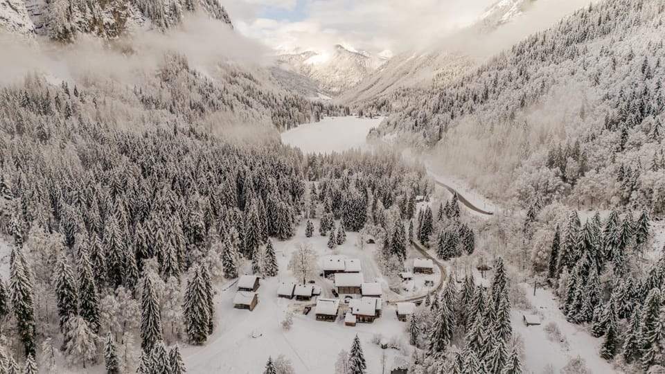 Chalet Truman near Lac de Montriond & Ardent Lift Chalet in Montriond