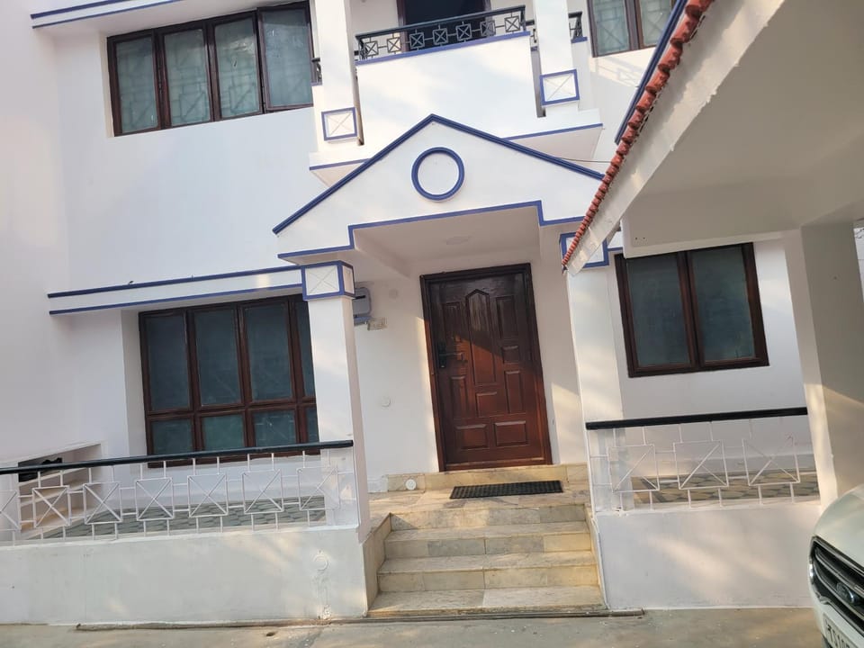 MAJESTIC MAHINDRA HILLS HEIGHTs-BR1 Bed and Breakfast in Secunderabad