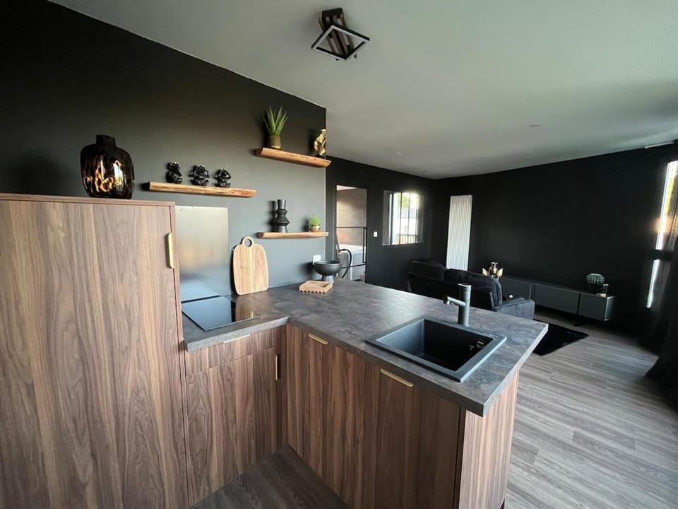 Appartement Volupté - Jacuzzi & Sauna - Luxe & Intimité Apartment in Brittany