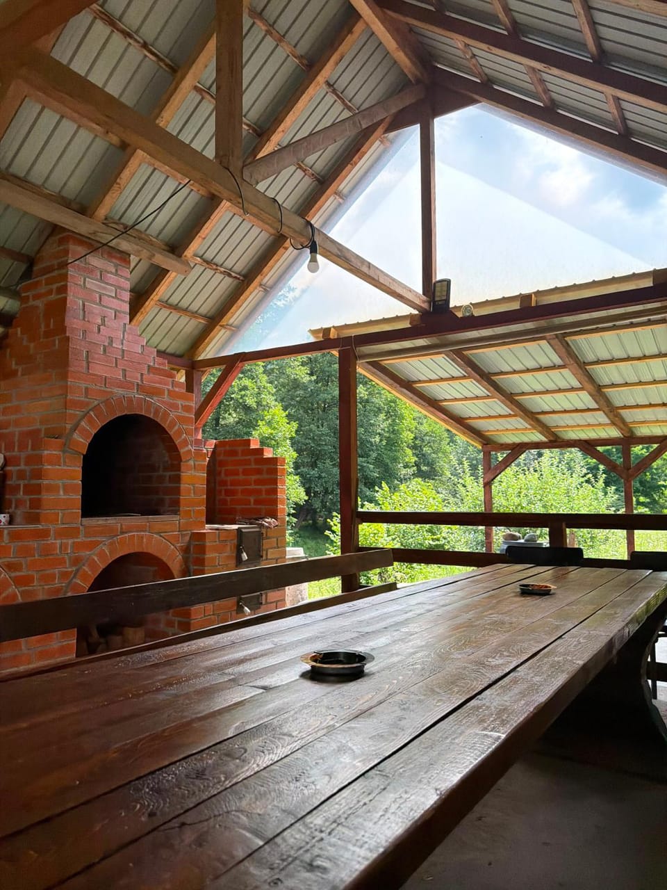 BBQ facilities, Dining area