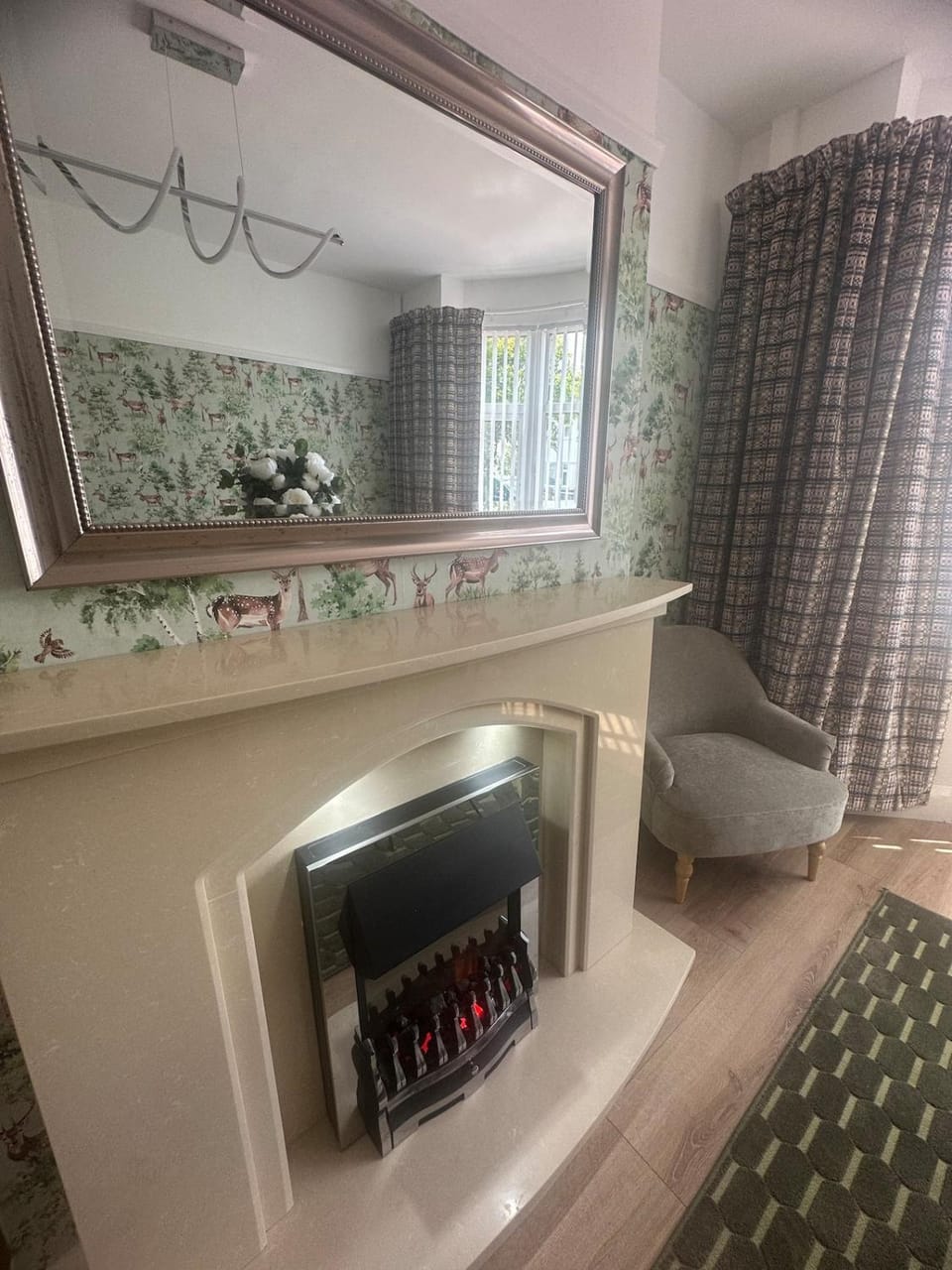 Executive Home Near Cheshire Oaks & Chester House in Ellesmere Port