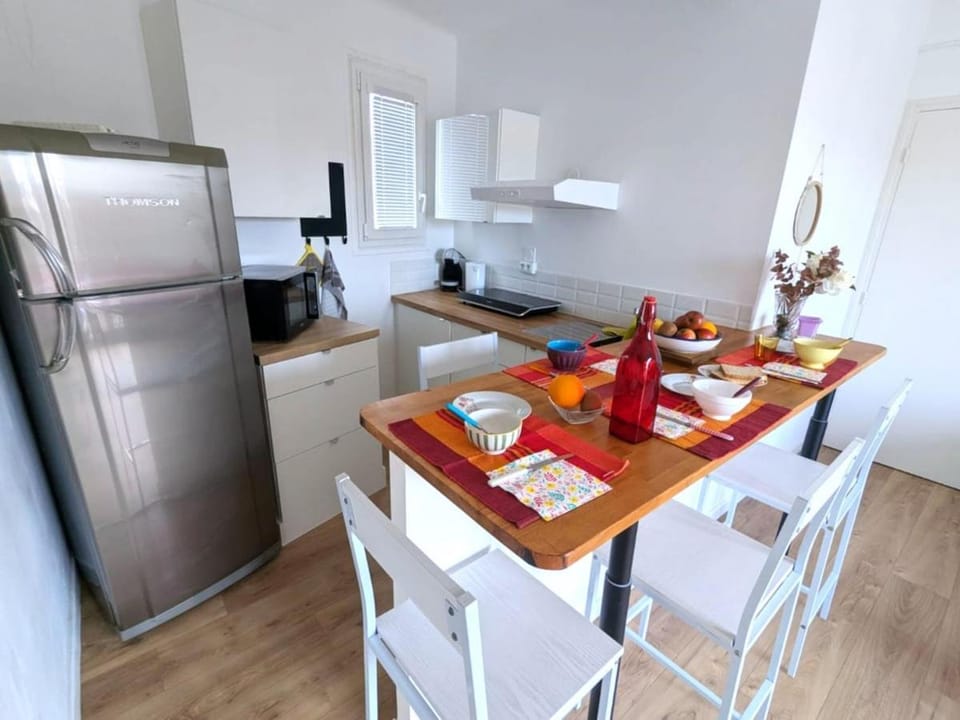 Appartement mignon, climatisé avec une grande chambre Apartment in Perpignan