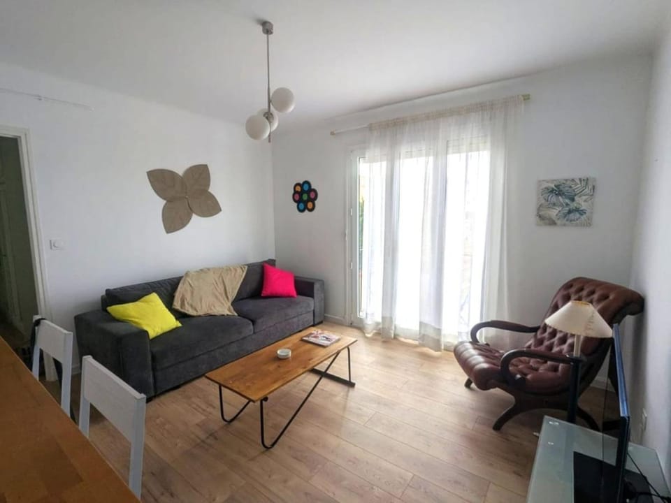 Appartement mignon, climatisé avec une grande chambre Apartment in Perpignan