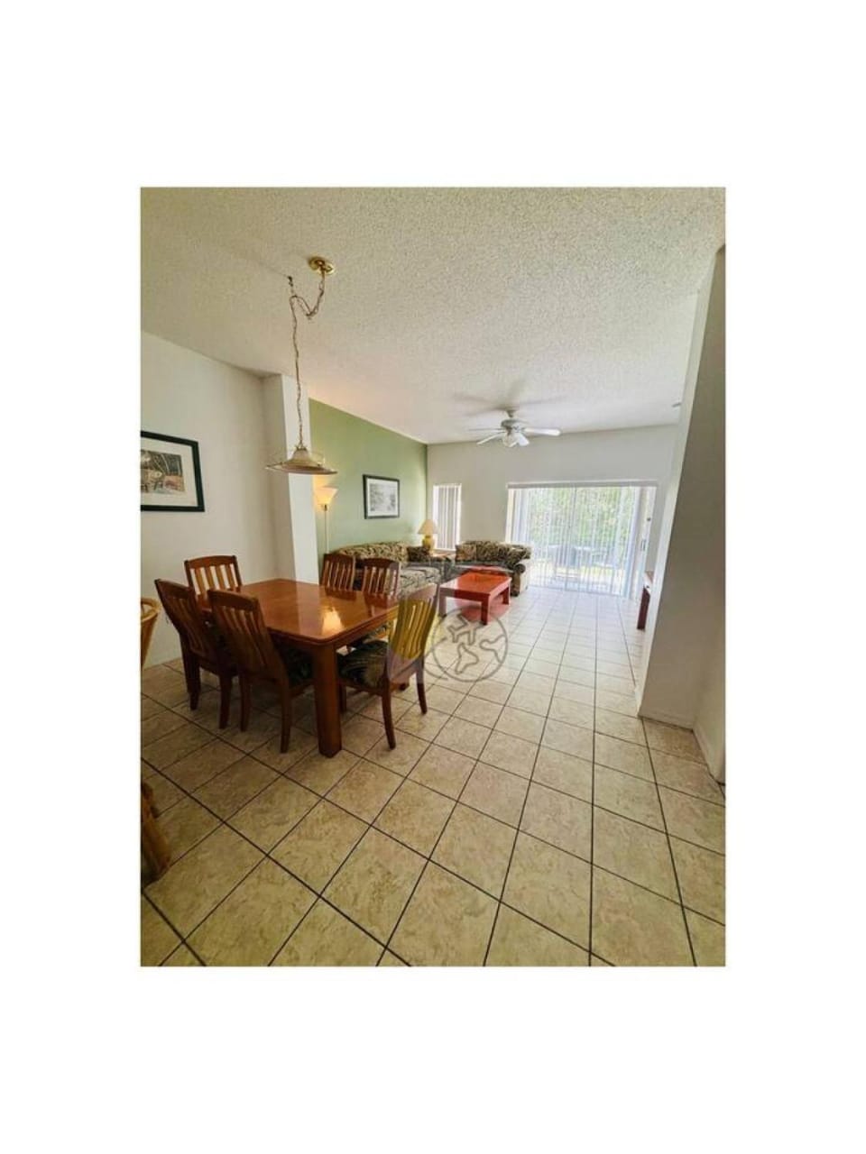 Living room, Dining area