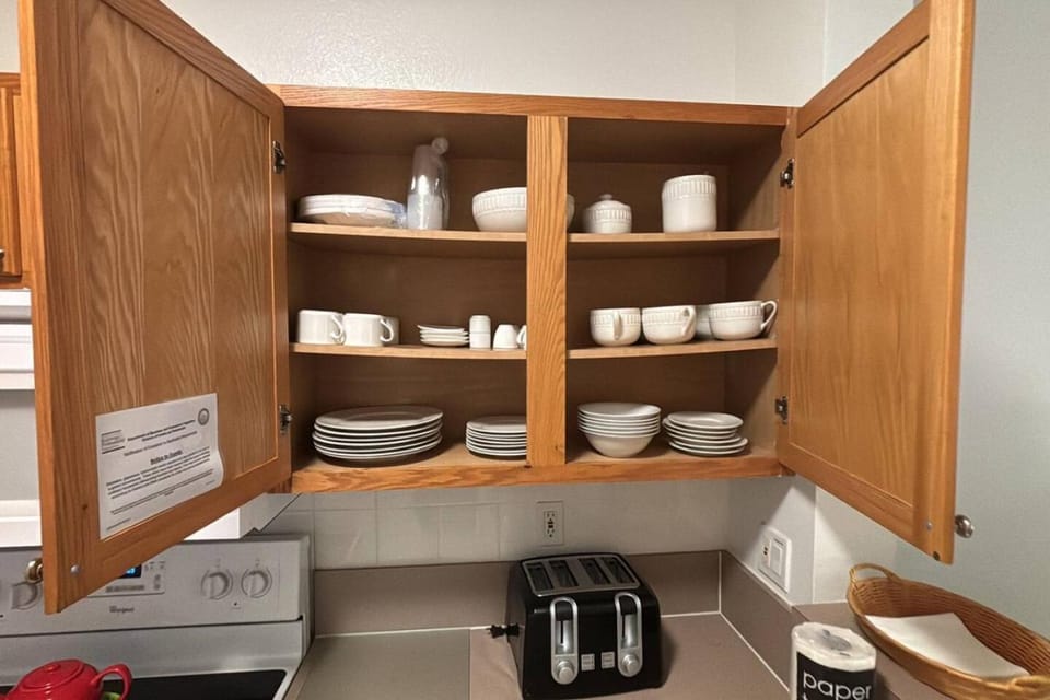Coffee/tea facilities, Kitchen or kitchenette