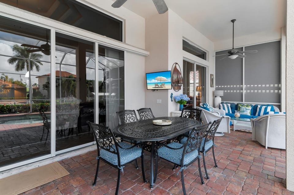 4 Bed Waterfront Retreat | Heated Pool House in Marco Island