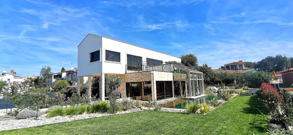 Luxury Boutique Villa with Natural Pool, Istra Madre Villa in Poreč