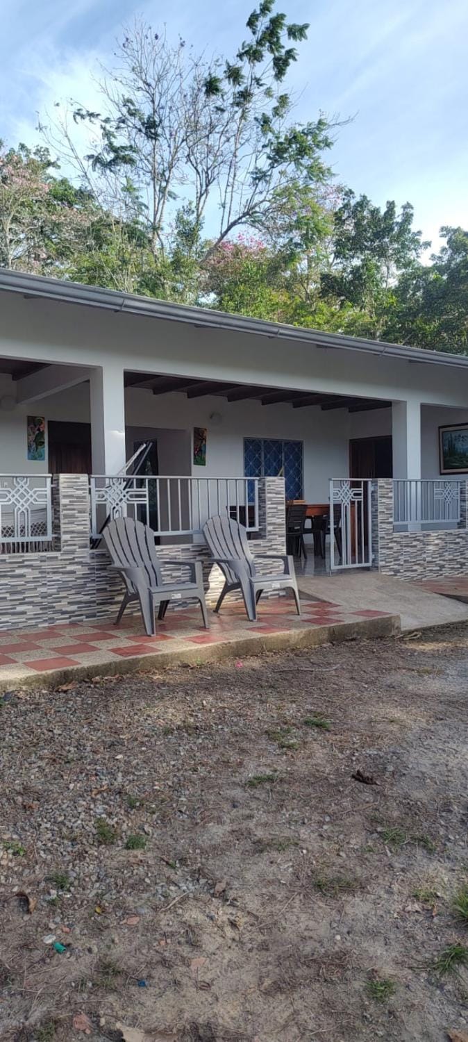 Villa la ceiba Villa in Caldas, Colombia