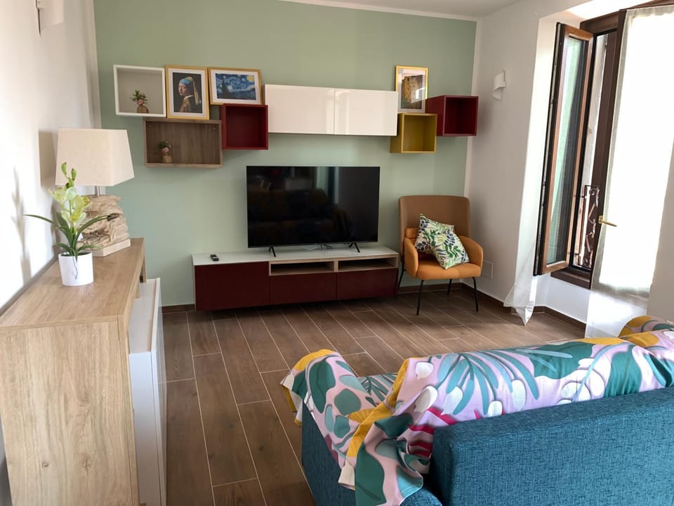 Casa vacanza Gea - Superior Apartment in Bergamo city with private parking car House in Bergamo