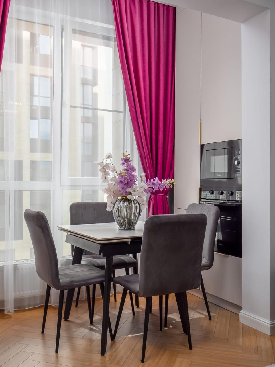 Konakzhai Apartments- Near The Mega Center Apartment in Almaty